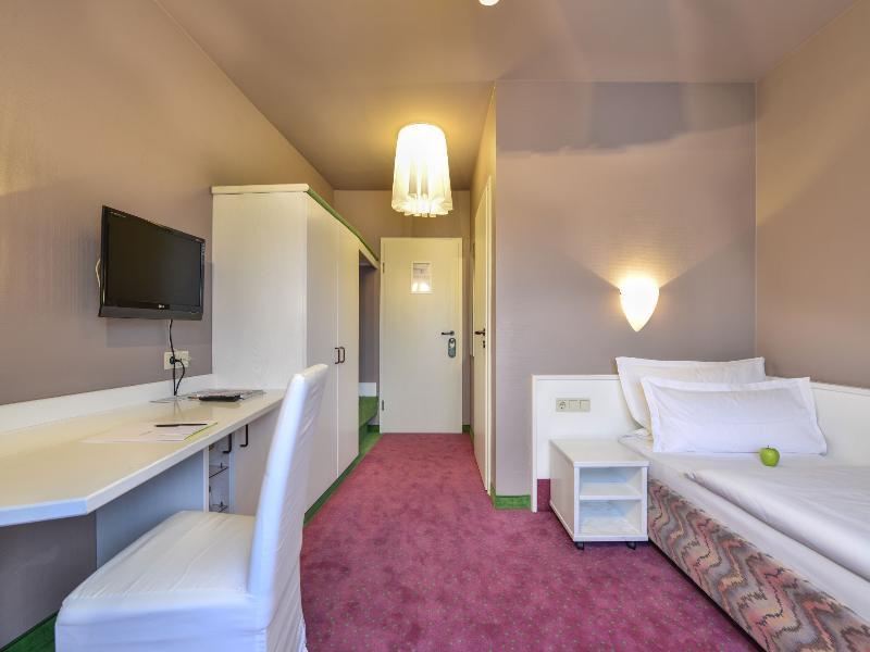 Airport Hotel By The New Yorker Köln Dış mekan fotoğraf