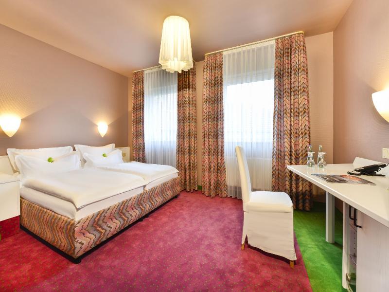 Airport Hotel By The New Yorker Köln Dış mekan fotoğraf